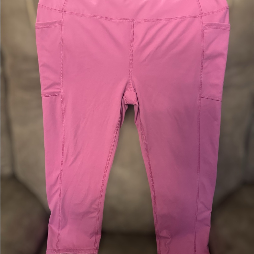 RBX Women's Mauve Capris - Picture 5 of 5